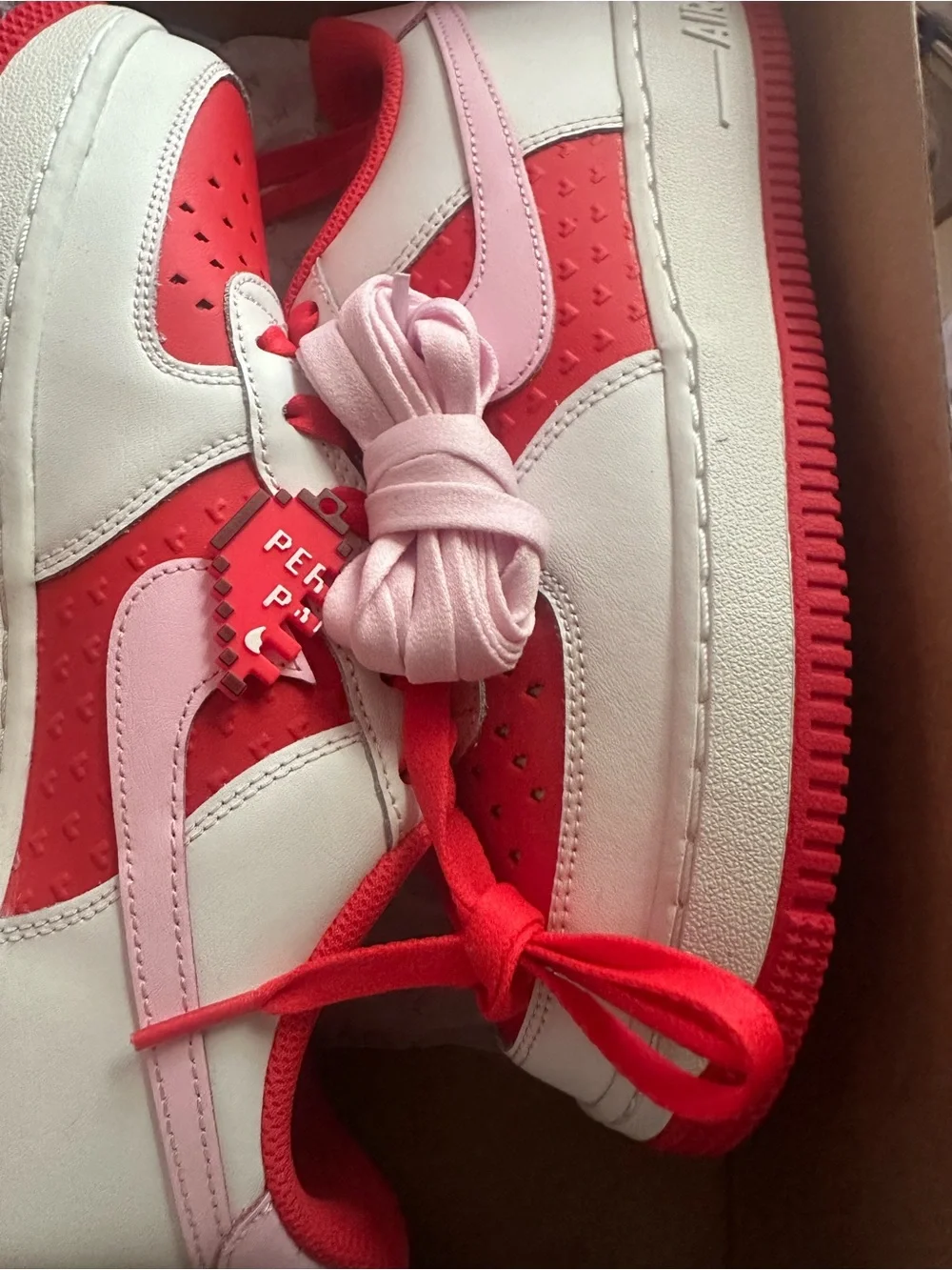 Nike Air Force 1 Low Valentine's Day (2025) (GS), Youth 7 Women’s 8.5